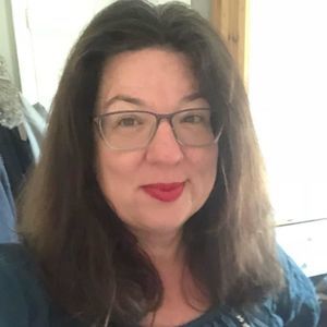 Meet your Posher, Carol